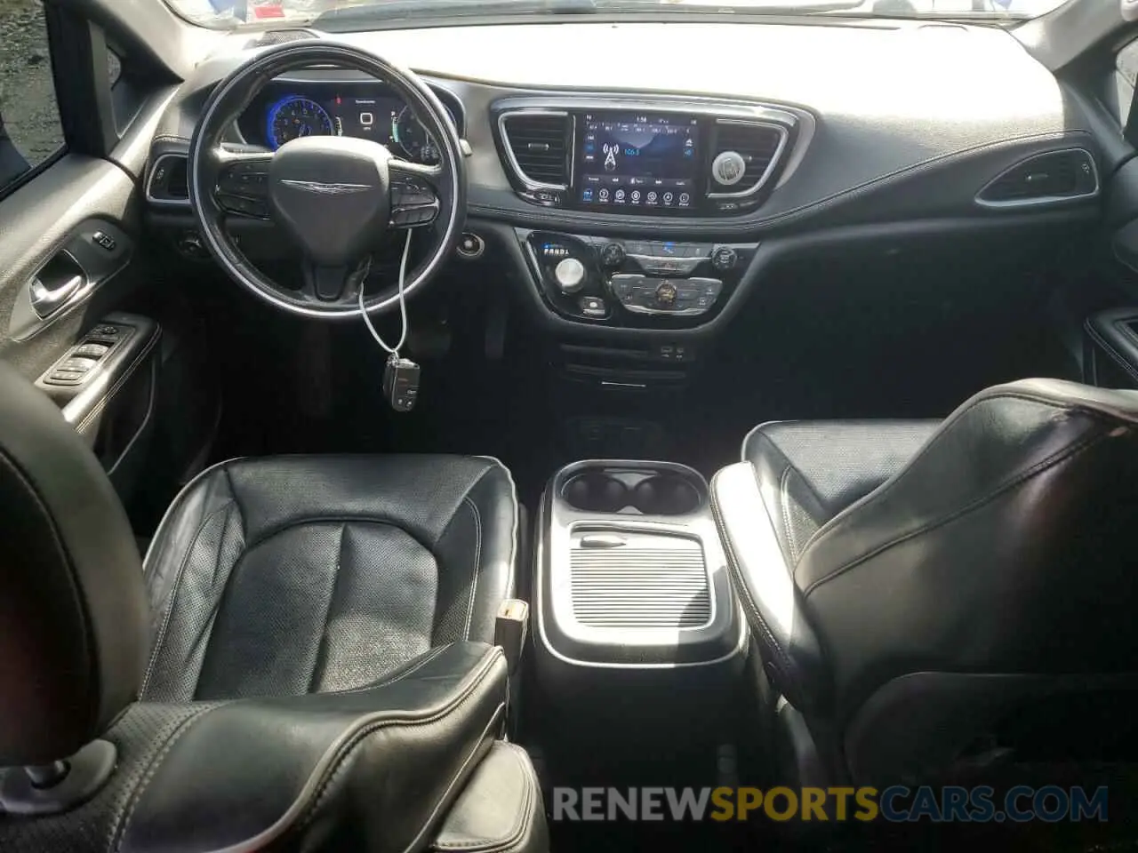 8 Photograph of a damaged car 2C4RC1GG6KR686870 CHRYSLER PACIFICA 2019