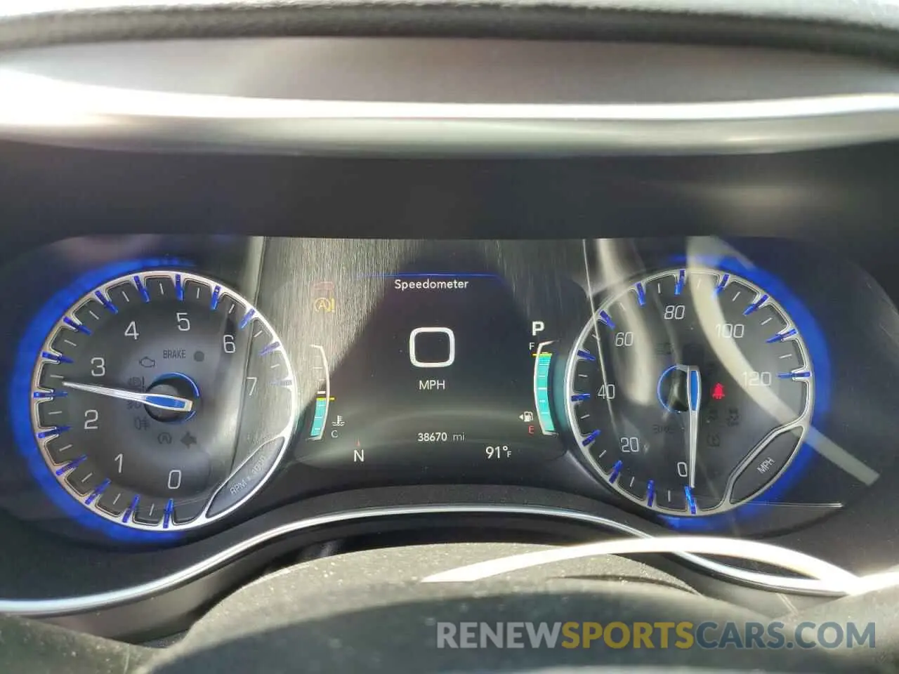 9 Photograph of a damaged car 2C4RC1GG6KR706440 CHRYSLER PACIFICA 2019