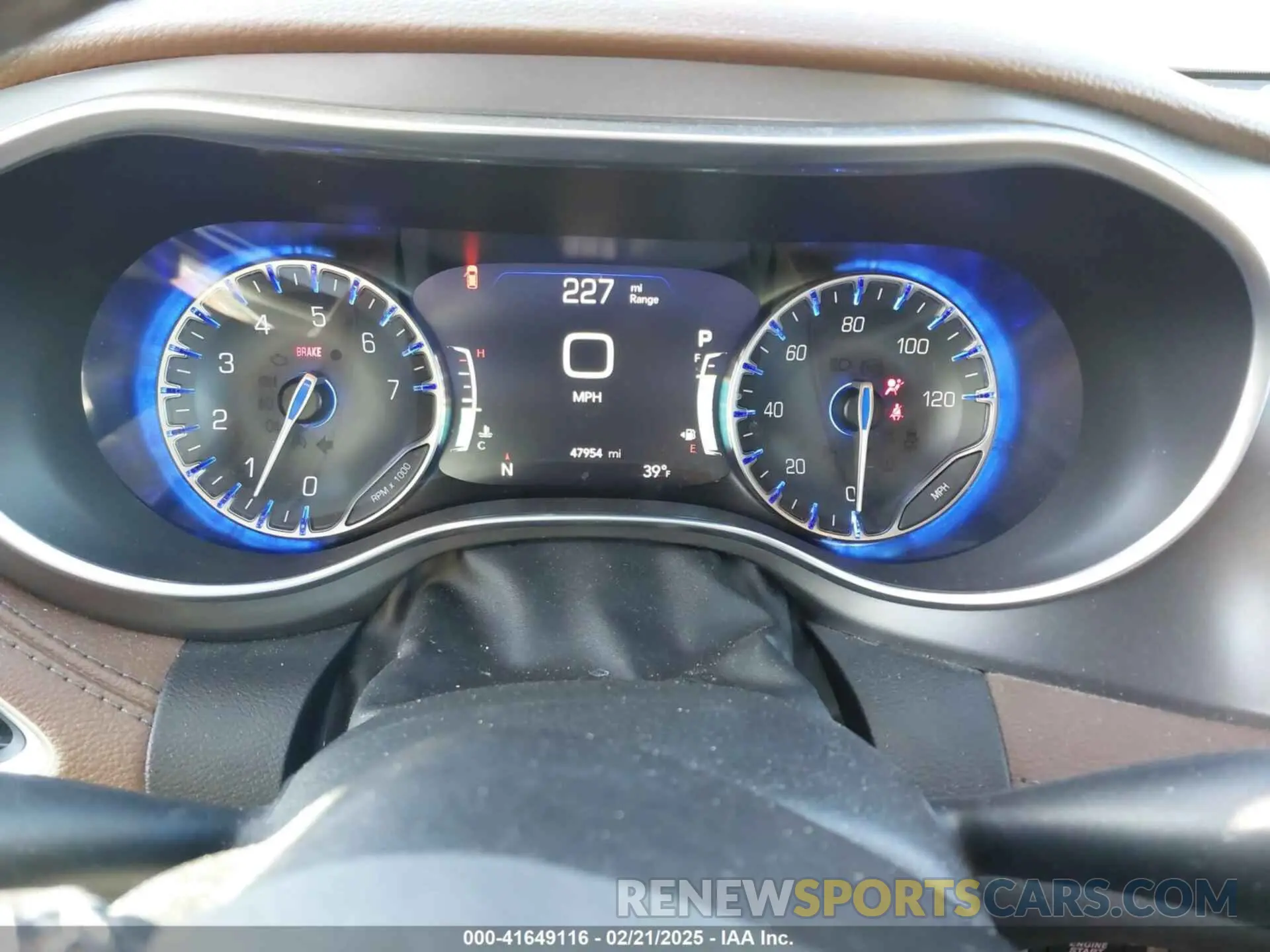 7 Photograph of a damaged car 2C4RC1GG9KR627909 CHRYSLER PACIFICA 2019