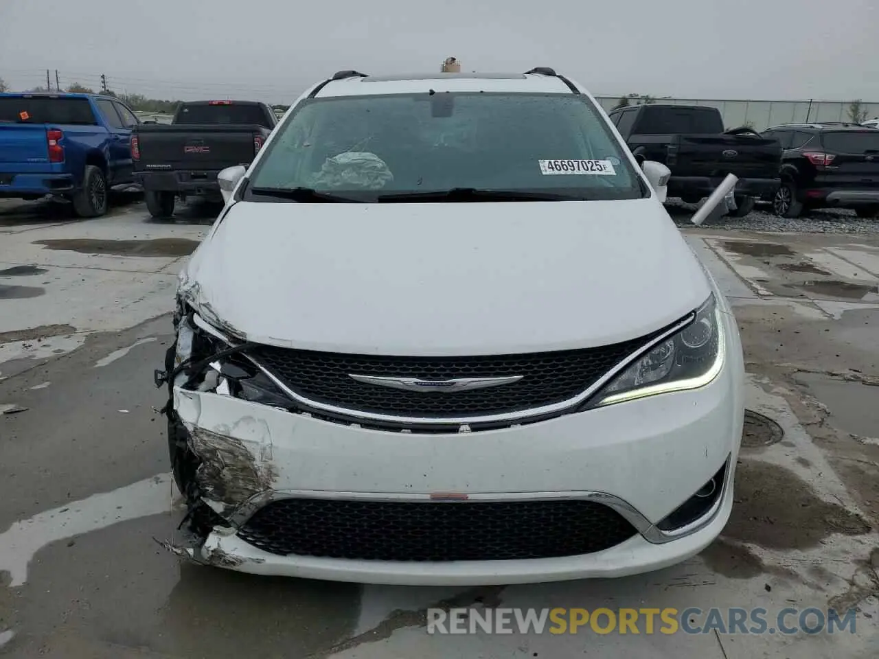 5 Photograph of a damaged car 2C4RC1GG9KR741411 CHRYSLER PACIFICA 2019