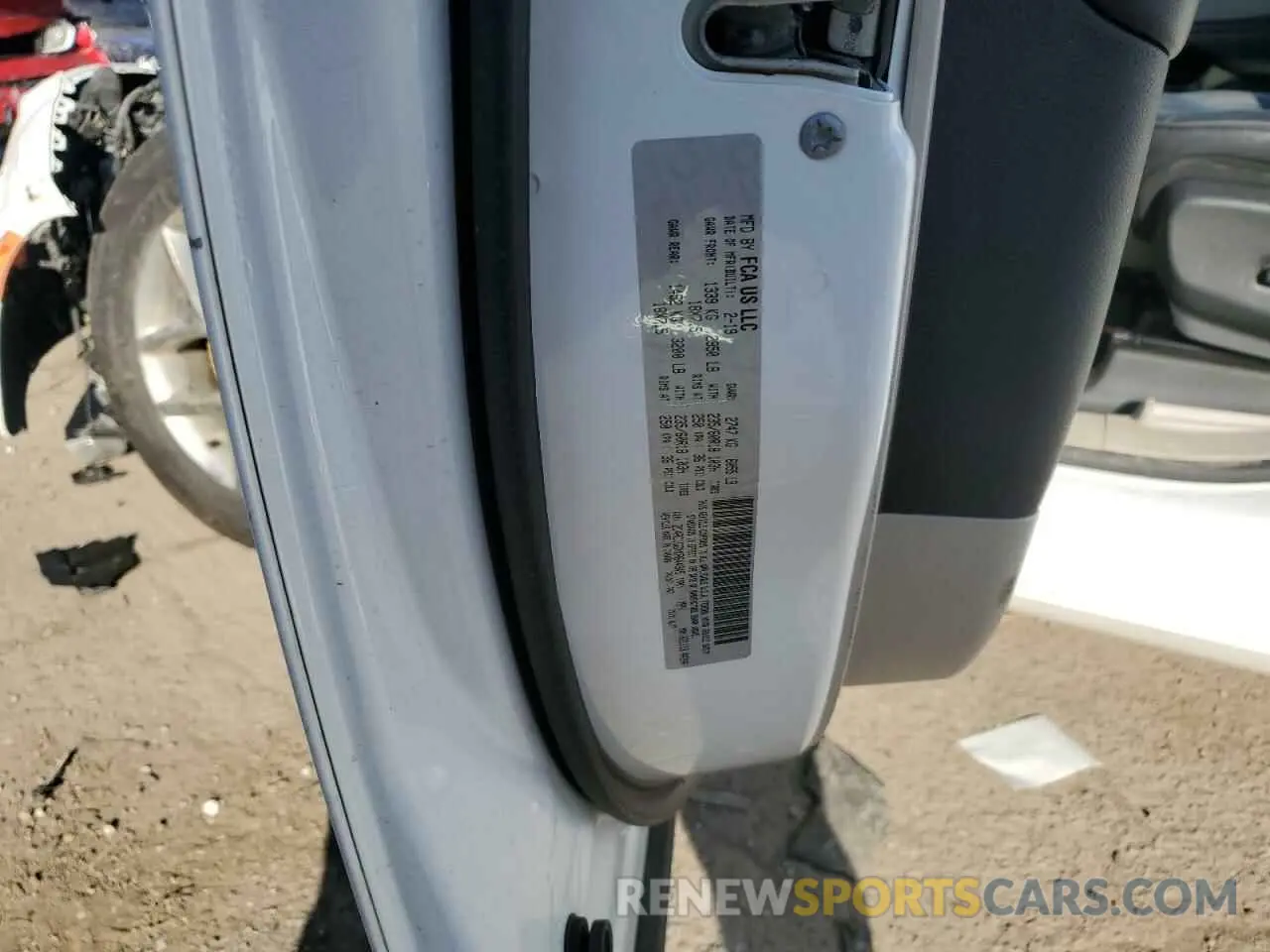 15 Photograph of a damaged car 2C4RC1GGXKR644945 CHRYSLER PACIFICA 2019