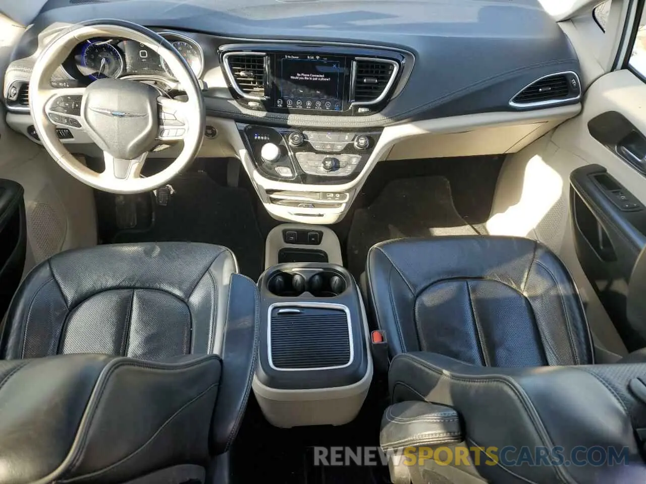 8 Photograph of a damaged car 2C4RC1GGXKR644945 CHRYSLER PACIFICA 2019