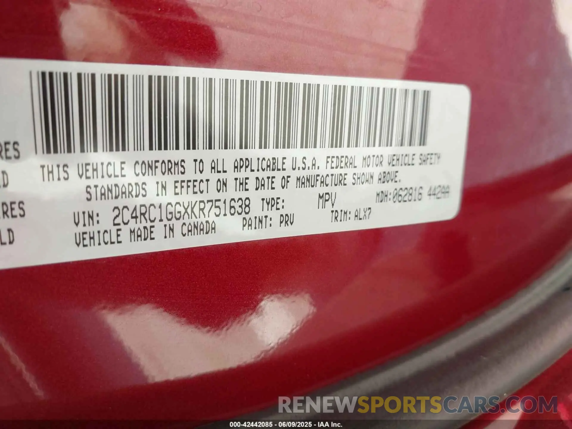 9 Photograph of a damaged car 2C4RC1GGXKR751638 CHRYSLER PACIFICA 2019