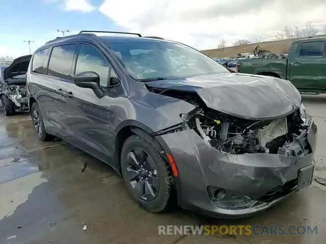 14 Photograph of a damaged car 2C4RC1L77KR668805 CHRYSLER PACIFICA 2019