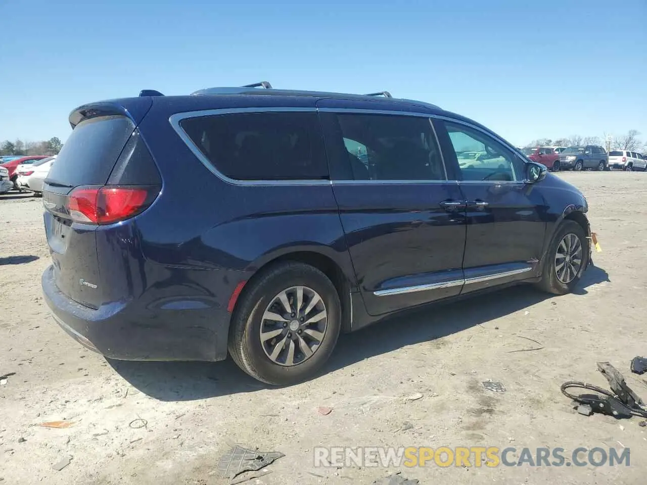 3 Photograph of a damaged car 2C4RC1N71KR645663 CHRYSLER PACIFICA 2019