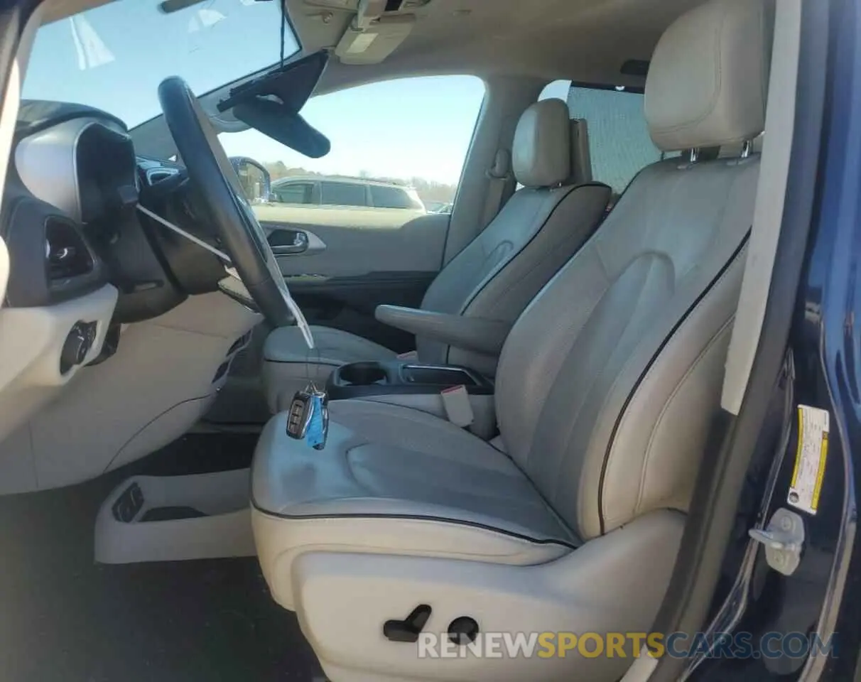 7 Photograph of a damaged car 2C4RC1N71KR645663 CHRYSLER PACIFICA 2019