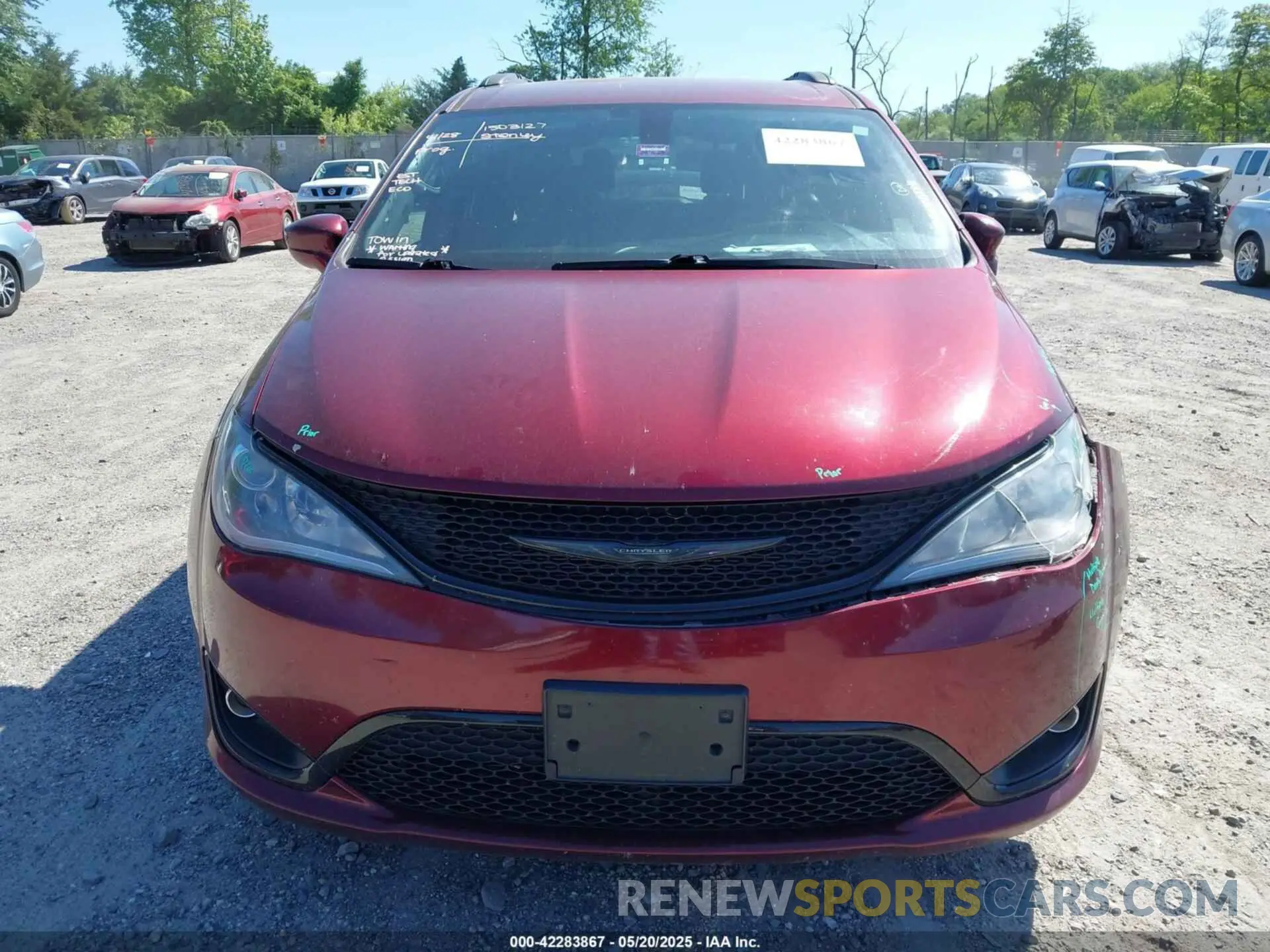 12 Photograph of a damaged car 2C4RC1BG0LR116842 CHRYSLER PACIFICA 2020