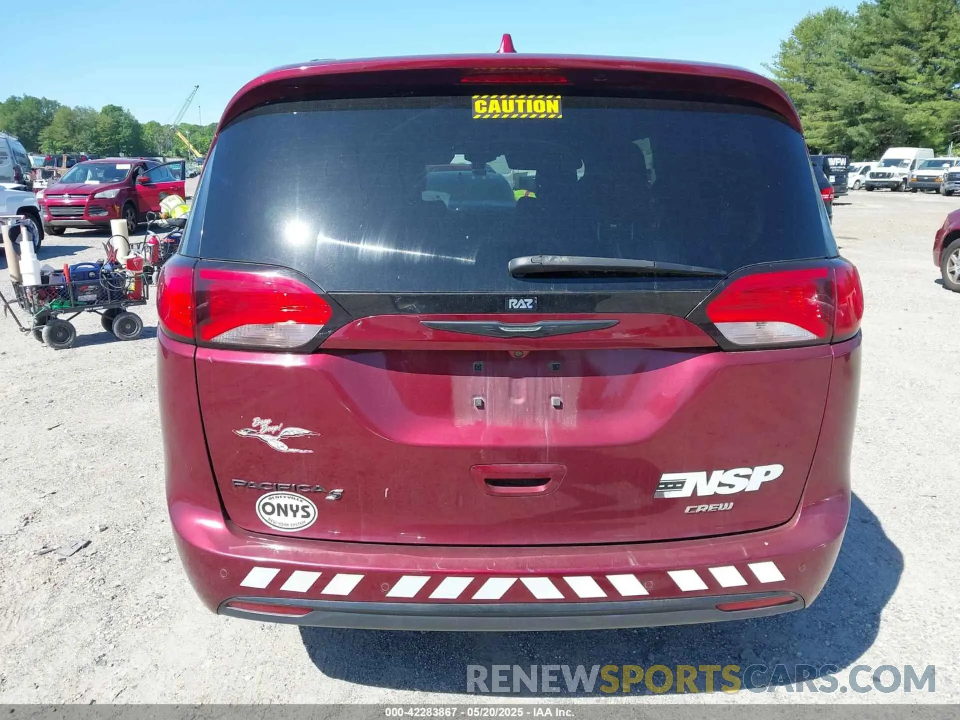 16 Photograph of a damaged car 2C4RC1BG0LR116842 CHRYSLER PACIFICA 2020