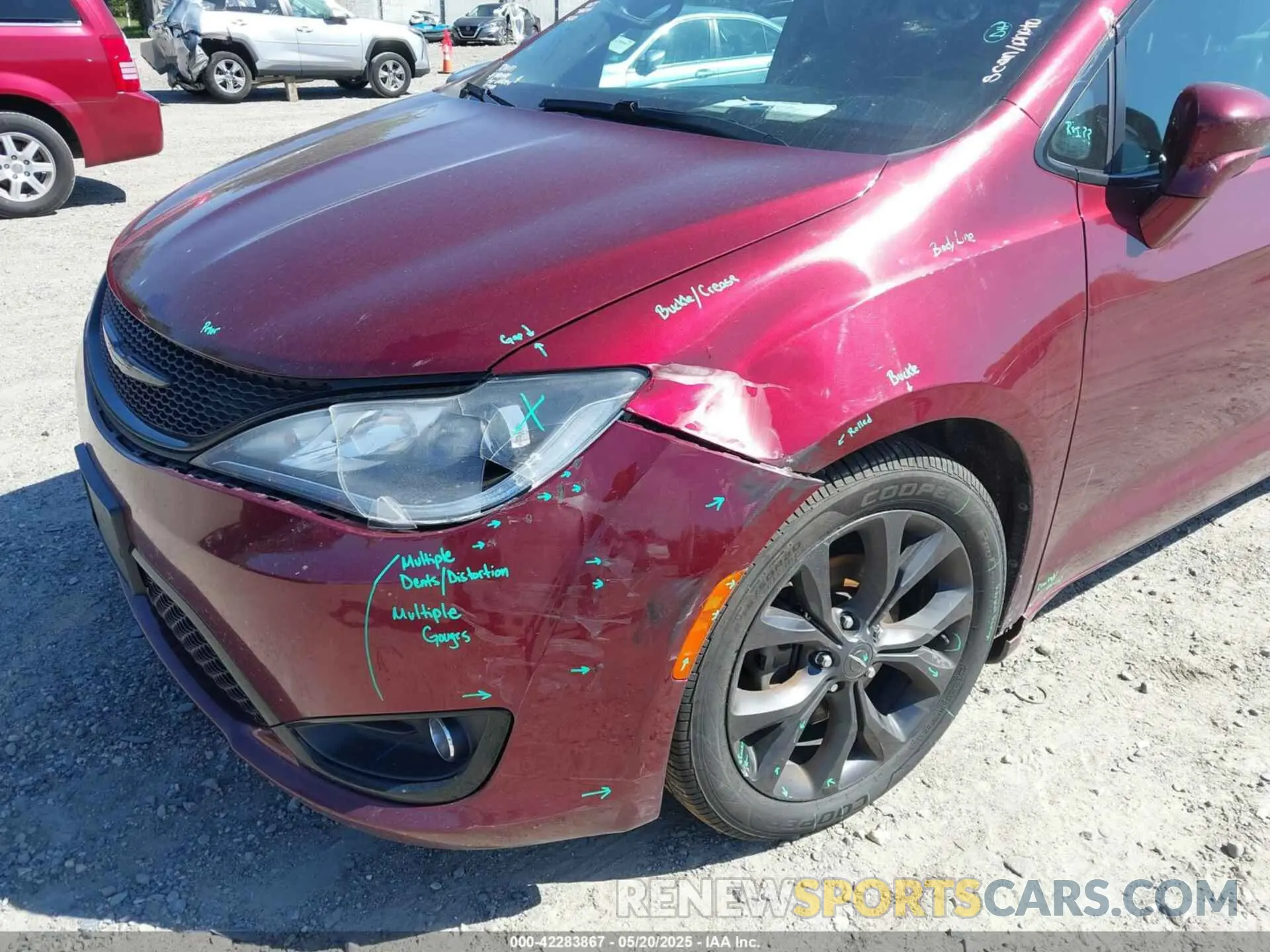 6 Photograph of a damaged car 2C4RC1BG0LR116842 CHRYSLER PACIFICA 2020