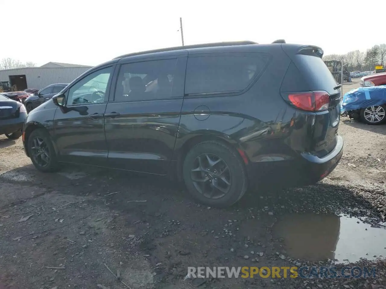 2 Photograph of a damaged car 2C4RC1BG0LR120678 CHRYSLER PACIFICA 2020