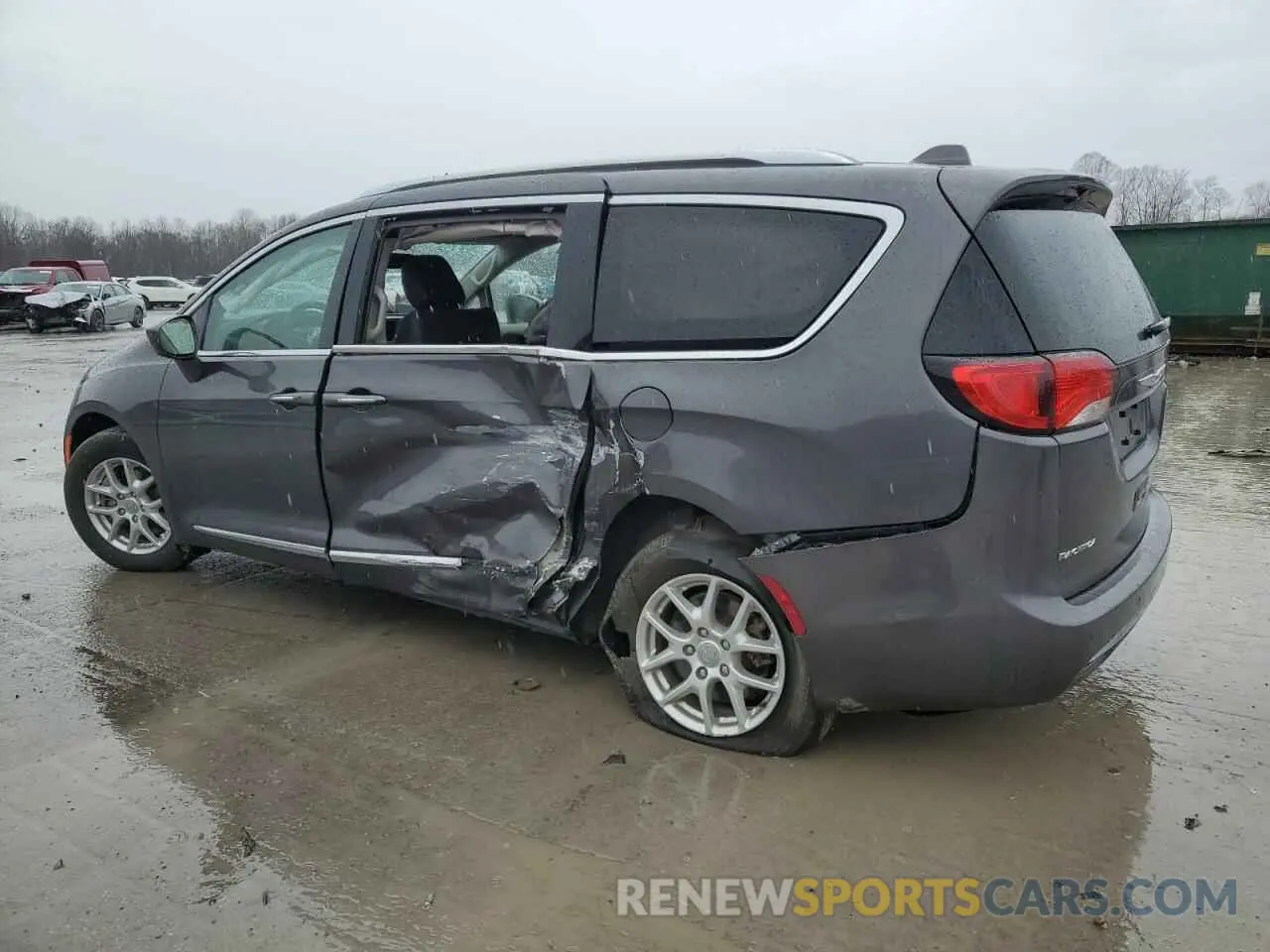 2 Photograph of a damaged car 2C4RC1BG0LR261959 CHRYSLER PACIFICA 2020