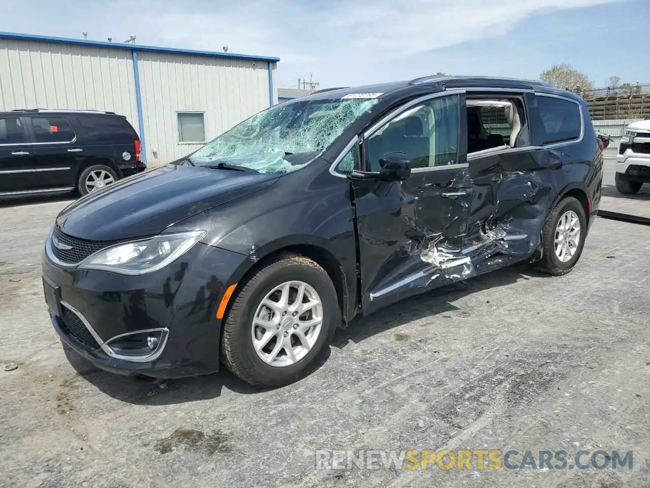 1 Photograph of a damaged car 2C4RC1BG1LR105770 CHRYSLER PACIFICA 2020