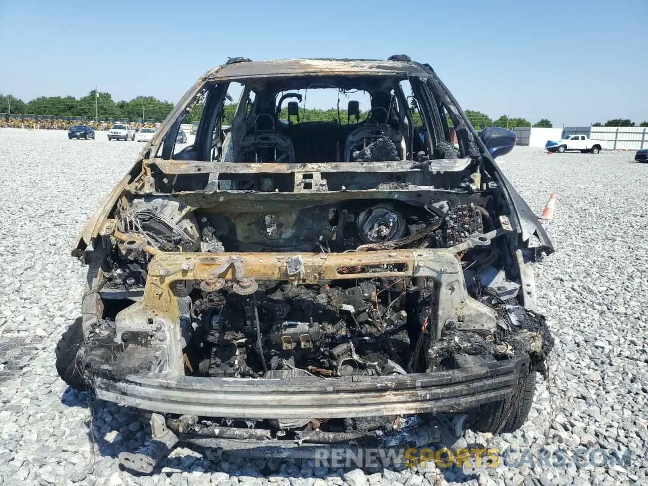5 Photograph of a damaged car 2C4RC1BG1LR115957 CHRYSLER PACIFICA 2020