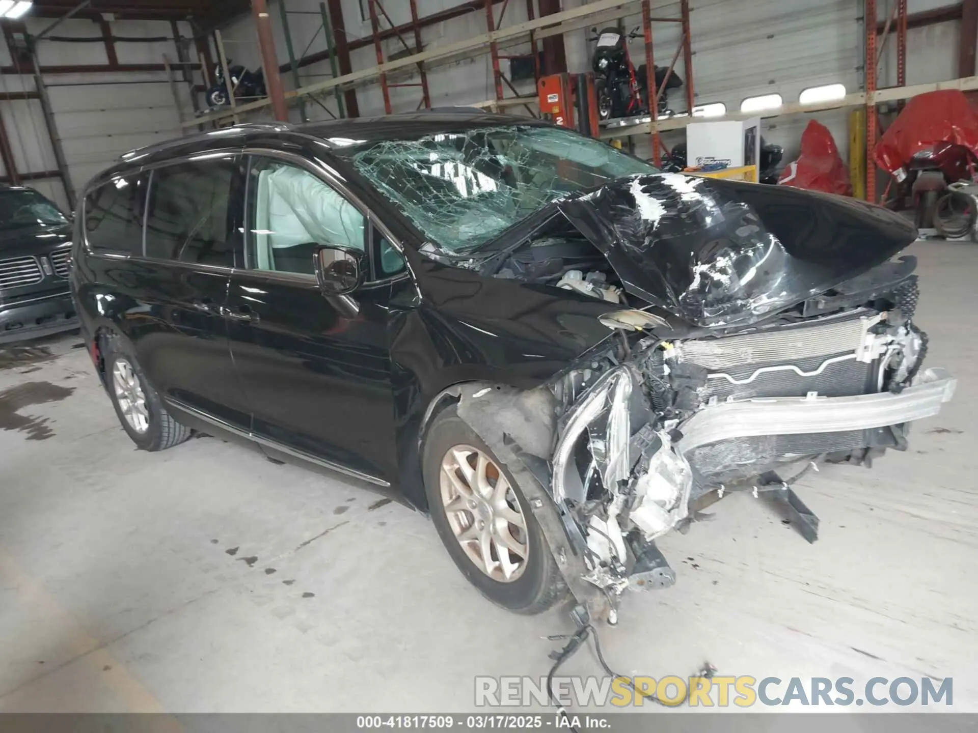 1 Photograph of a damaged car 2C4RC1BG1LR142494 CHRYSLER PACIFICA 2020