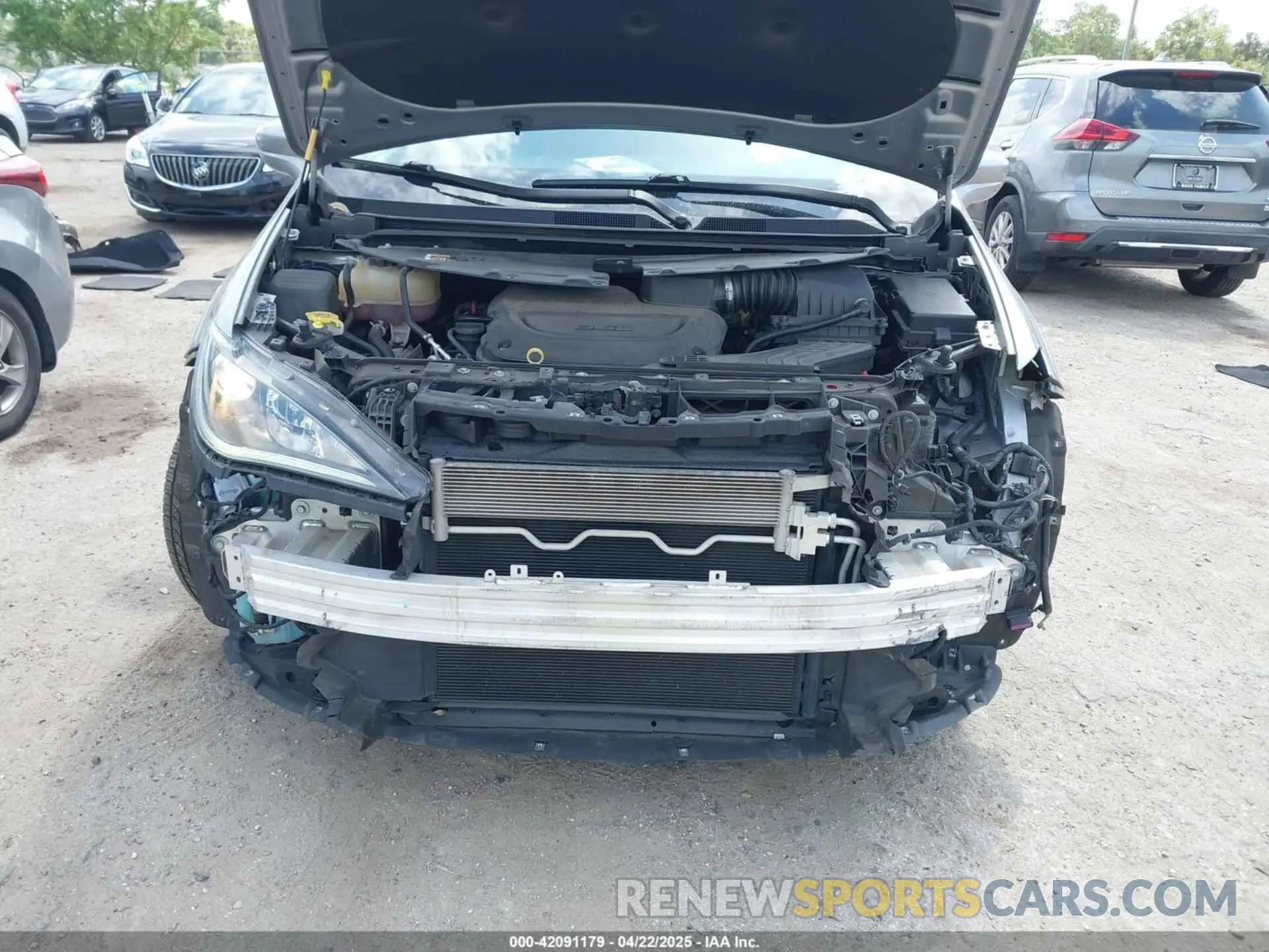 6 Photograph of a damaged car 2C4RC1BG1LR268936 CHRYSLER PACIFICA 2020