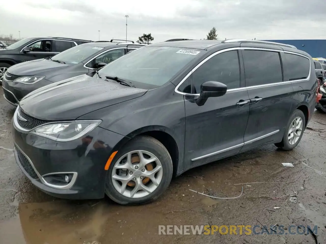 1 Photograph of a damaged car 2C4RC1BG2LR101243 CHRYSLER PACIFICA 2020