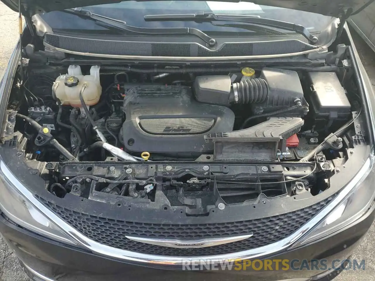 12 Photograph of a damaged car 2C4RC1BG2LR101243 CHRYSLER PACIFICA 2020