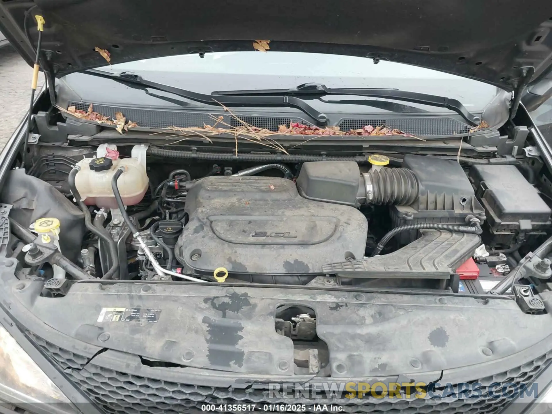 10 Photograph of a damaged car 2C4RC1BG2LR232866 CHRYSLER PACIFICA 2020