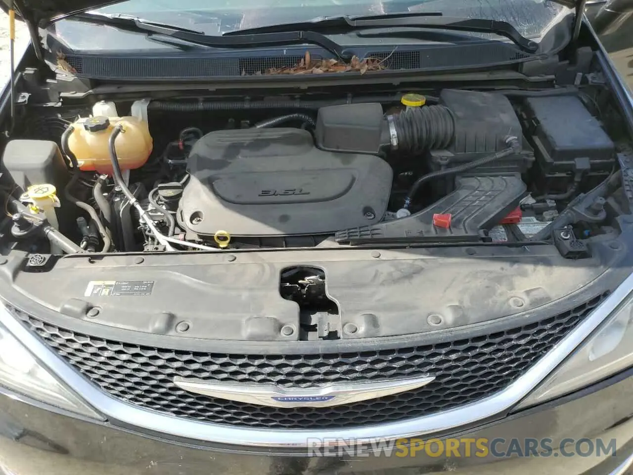 12 Photograph of a damaged car 2C4RC1BG2LR276284 CHRYSLER PACIFICA 2020