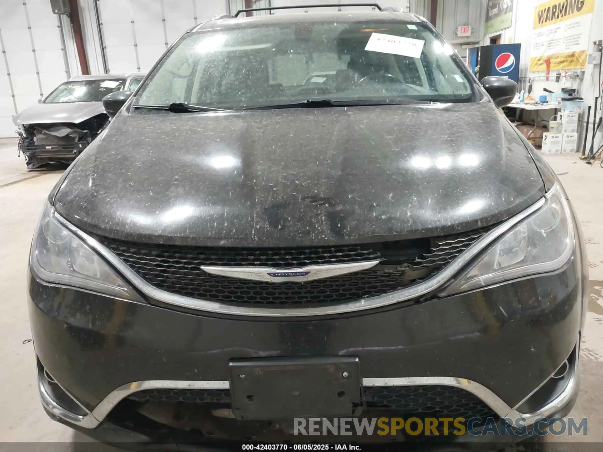 12 Photograph of a damaged car 2C4RC1BG3LR176355 CHRYSLER PACIFICA 2020