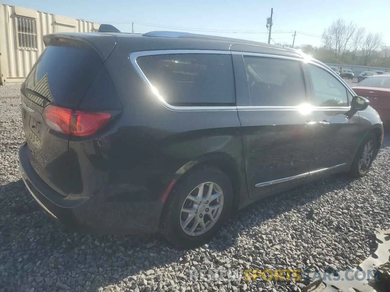 3 Photograph of a damaged car 2C4RC1BG3LR275788 CHRYSLER PACIFICA 2020