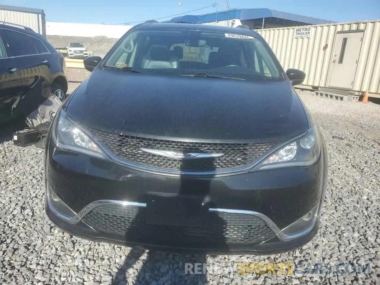 5 Photograph of a damaged car 2C4RC1BG3LR275788 CHRYSLER PACIFICA 2020