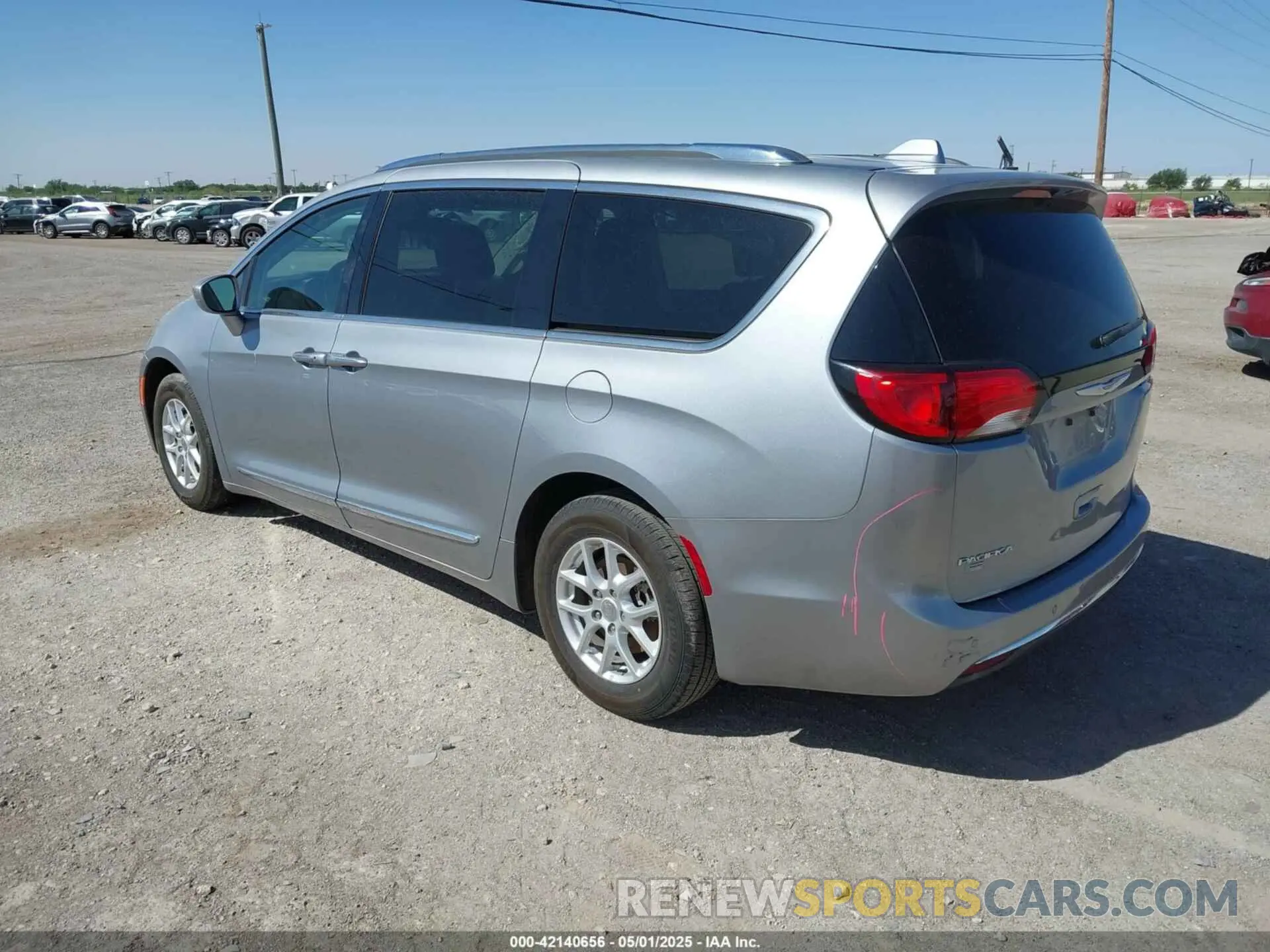 3 Photograph of a damaged car 2C4RC1BG4LR272446 CHRYSLER PACIFICA 2020