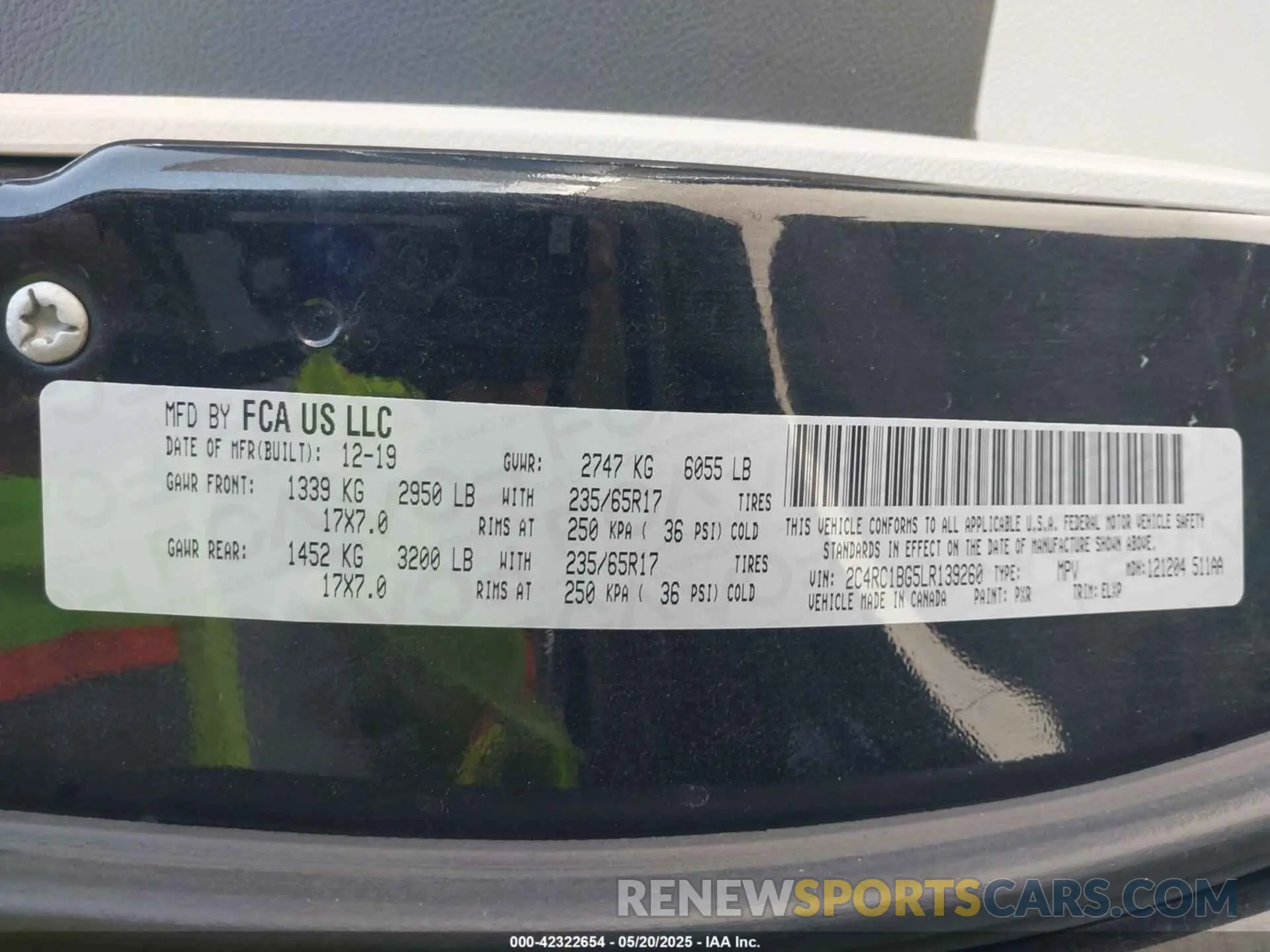 9 Photograph of a damaged car 2C4RC1BG5LR139260 CHRYSLER PACIFICA 2020