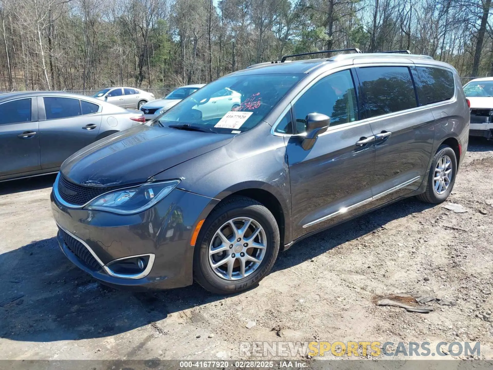2 Photograph of a damaged car 2C4RC1BG6LR269130 CHRYSLER PACIFICA 2020