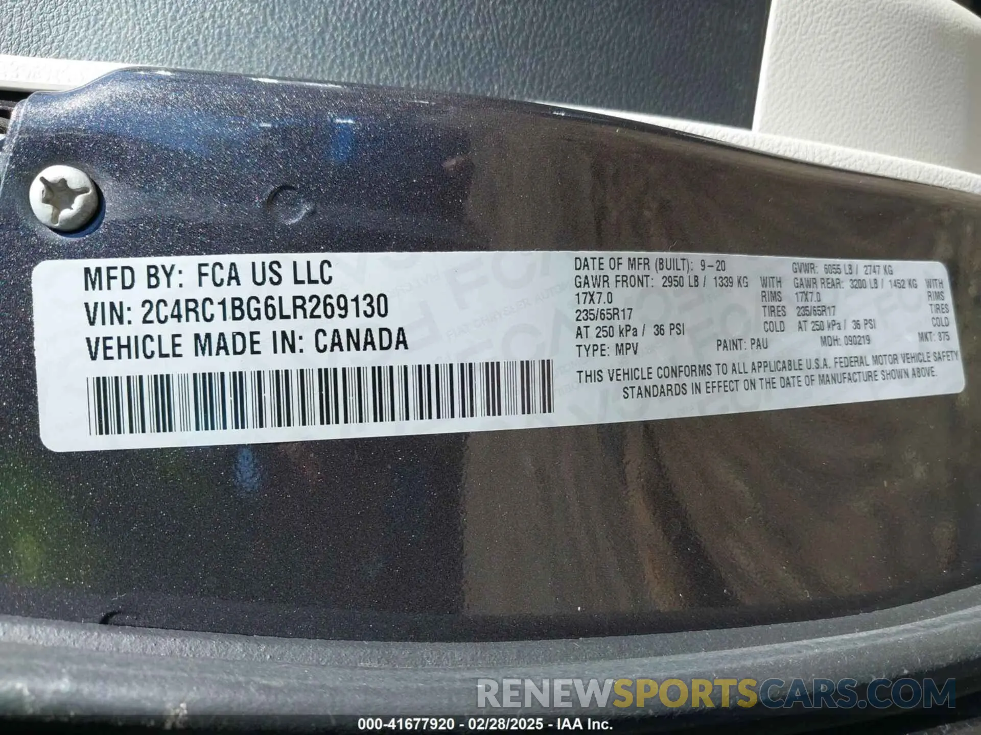 9 Photograph of a damaged car 2C4RC1BG6LR269130 CHRYSLER PACIFICA 2020