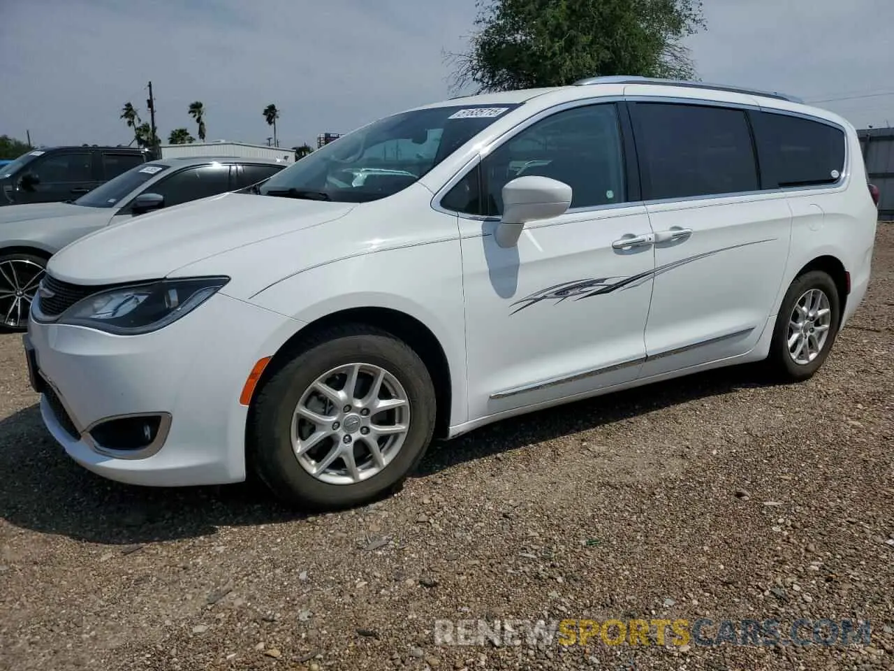 1 Photograph of a damaged car 2C4RC1BG7LR125909 CHRYSLER PACIFICA 2020