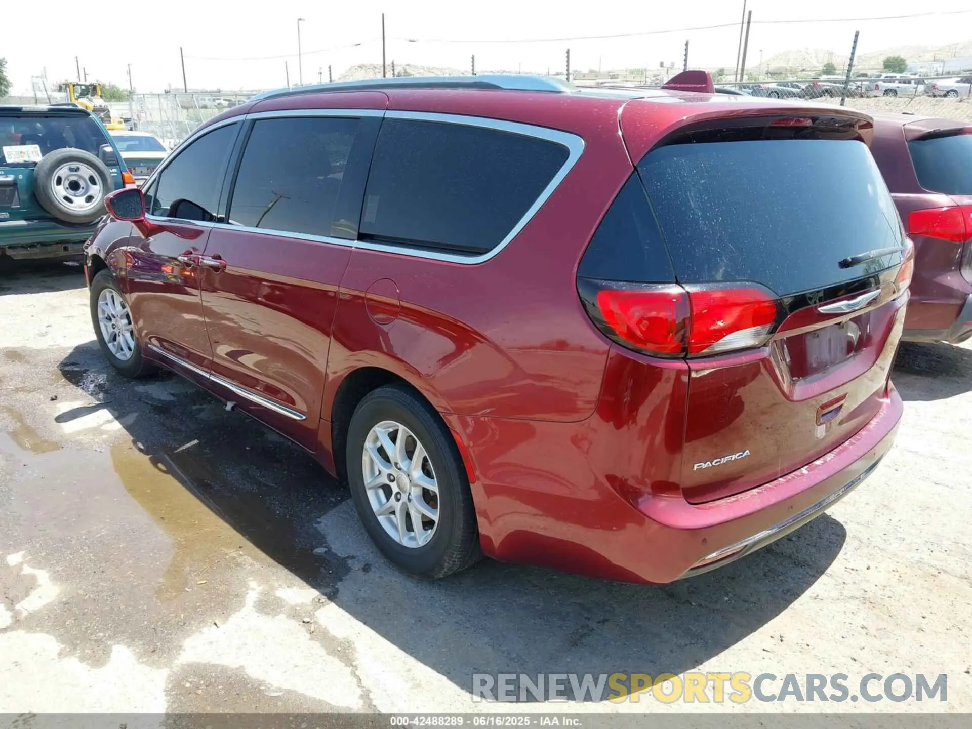 3 Photograph of a damaged car 2C4RC1BG7LR130253 CHRYSLER PACIFICA 2020