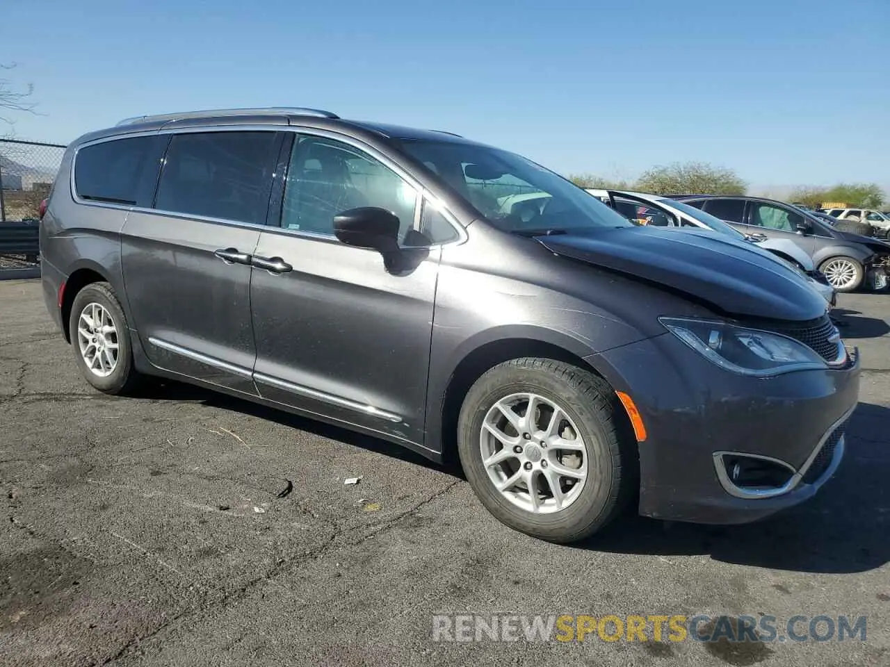 4 Photograph of a damaged car 2C4RC1BG7LR130303 CHRYSLER PACIFICA 2020
