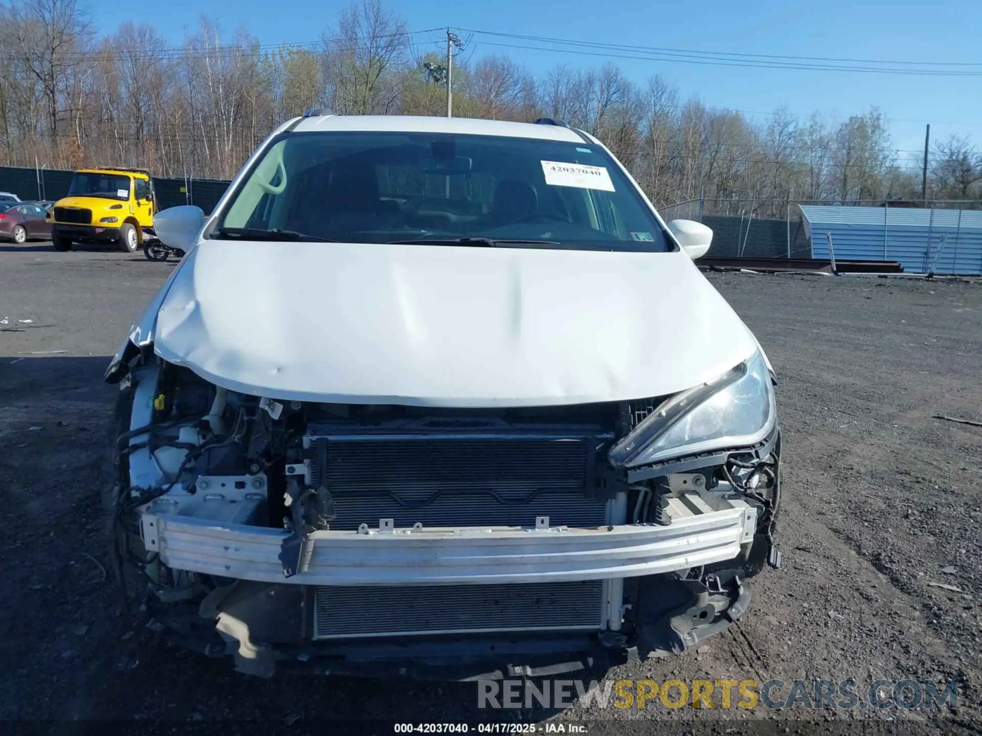 12 Photograph of a damaged car 2C4RC1BG7LR139258 CHRYSLER PACIFICA 2020