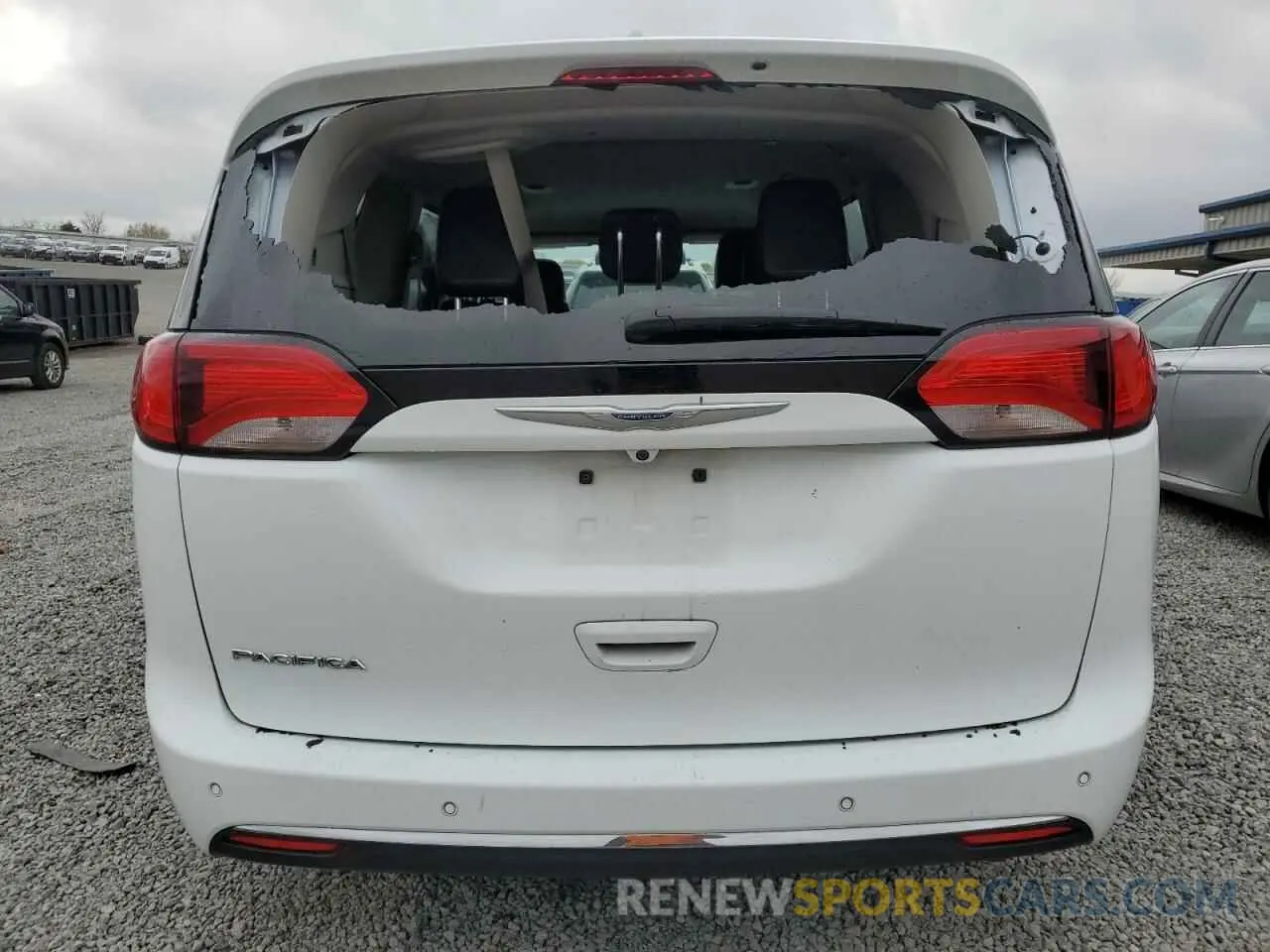 6 Photograph of a damaged car 2C4RC1BG8LR279254 CHRYSLER PACIFICA 2020