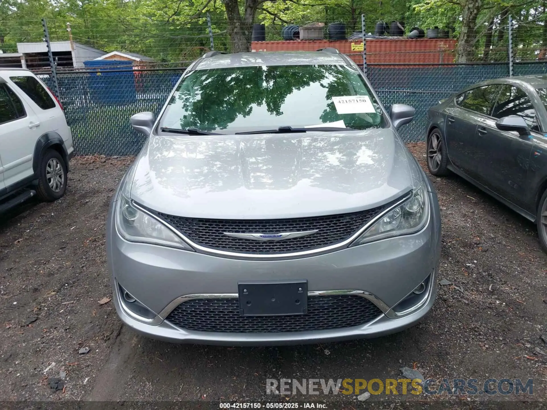 12 Photograph of a damaged car 2C4RC1BG9LR275908 CHRYSLER PACIFICA 2020