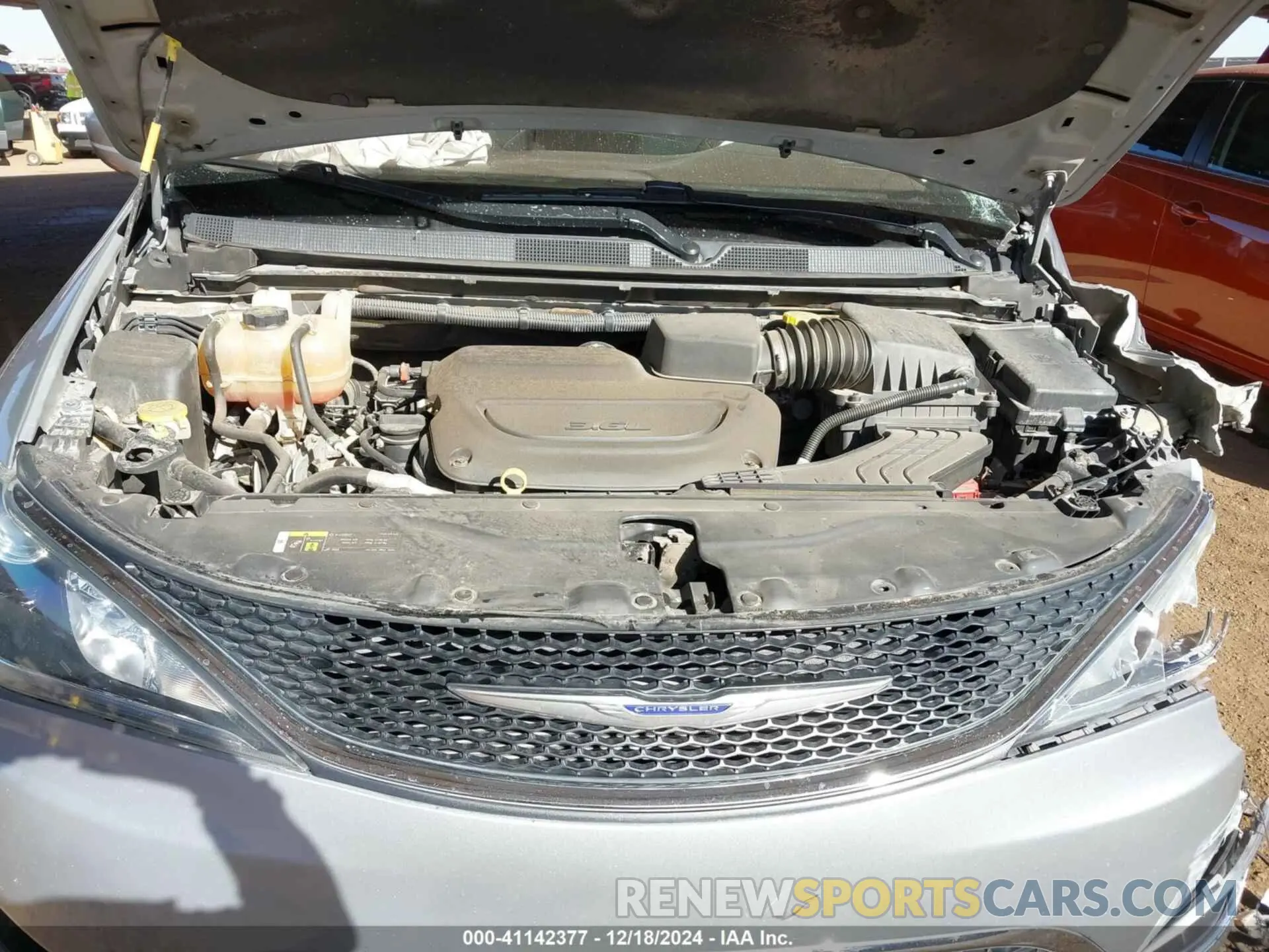 10 Photograph of a damaged car 2C4RC1BGXLR103757 CHRYSLER PACIFICA 2020