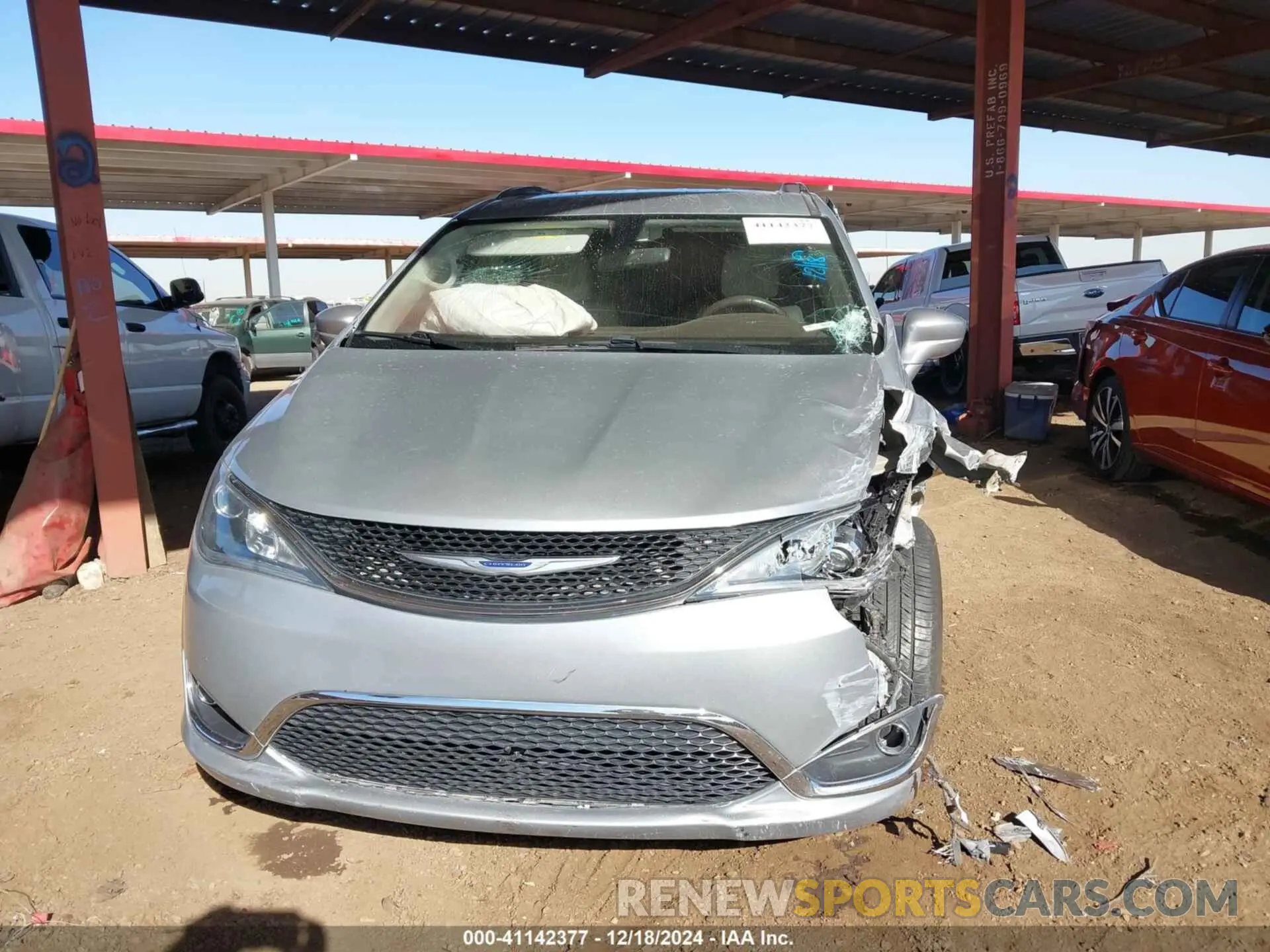 12 Photograph of a damaged car 2C4RC1BGXLR103757 CHRYSLER PACIFICA 2020
