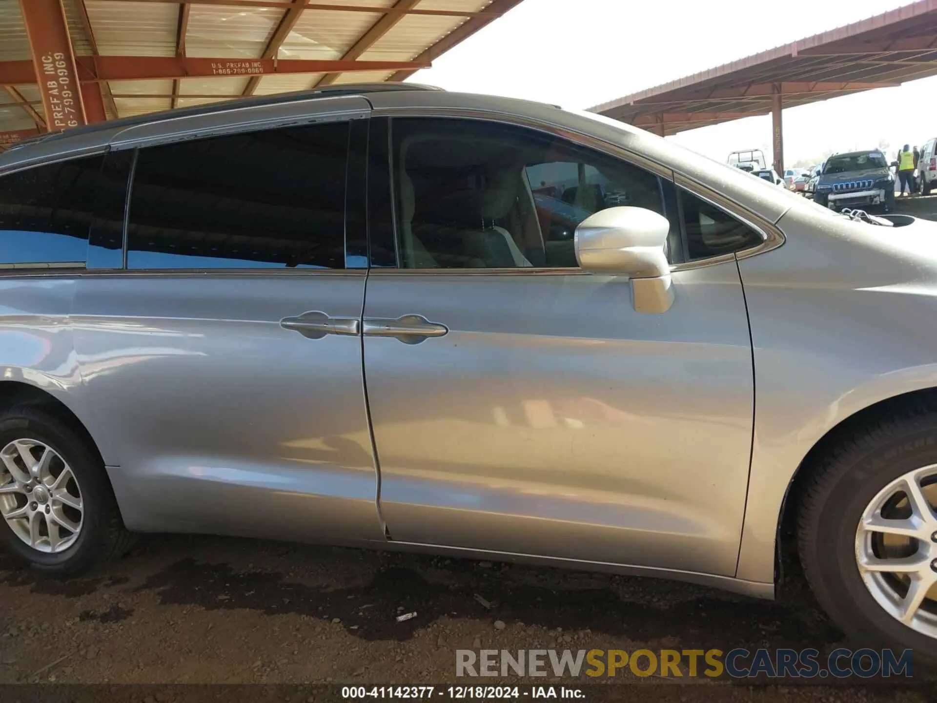 13 Photograph of a damaged car 2C4RC1BGXLR103757 CHRYSLER PACIFICA 2020