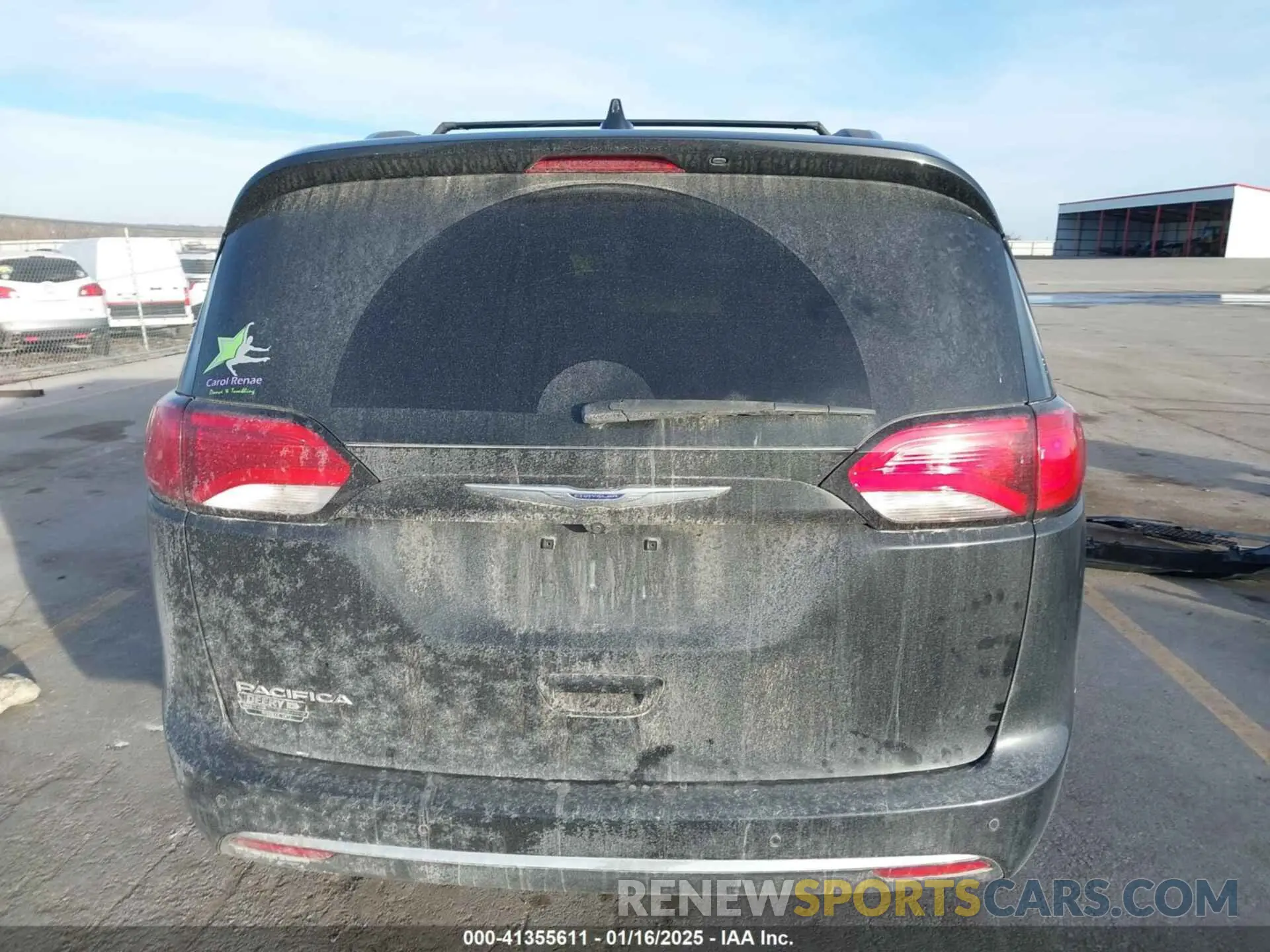 16 Photograph of a damaged car 2C4RC1BGXLR124947 CHRYSLER PACIFICA 2020