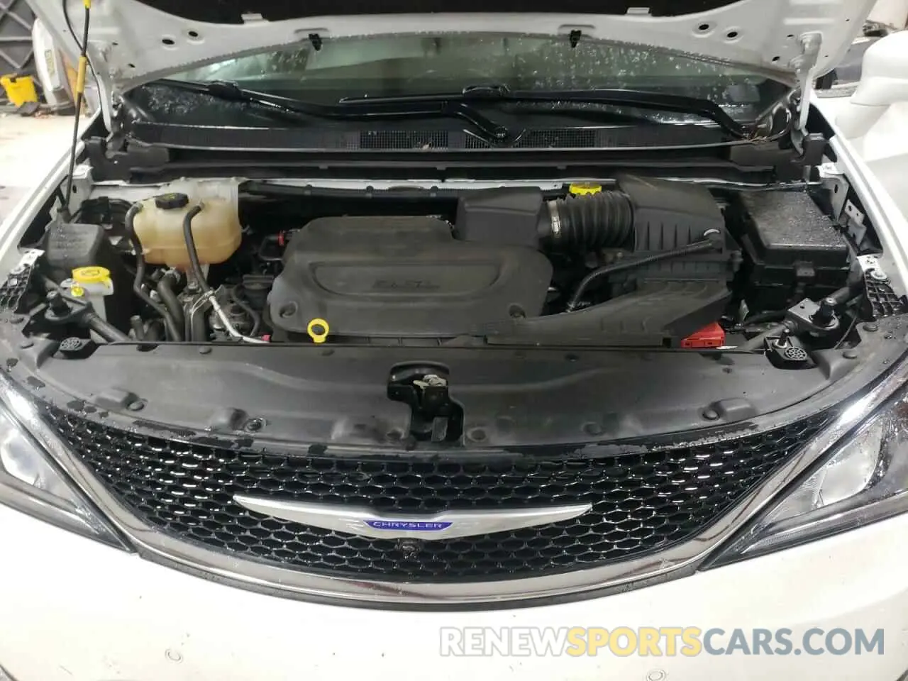 12 Photograph of a damaged car 2C4RC1BGXLR128514 CHRYSLER PACIFICA 2020