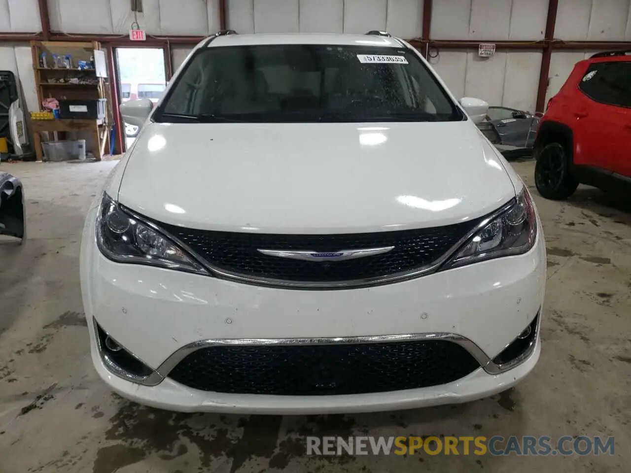 5 Photograph of a damaged car 2C4RC1BGXLR128514 CHRYSLER PACIFICA 2020