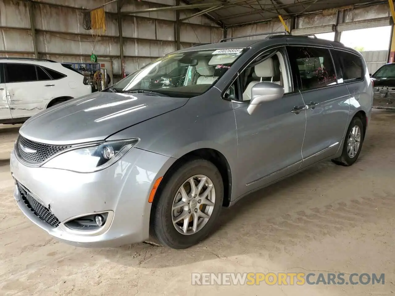 1 Photograph of a damaged car 2C4RC1BGXLR211182 CHRYSLER PACIFICA 2020