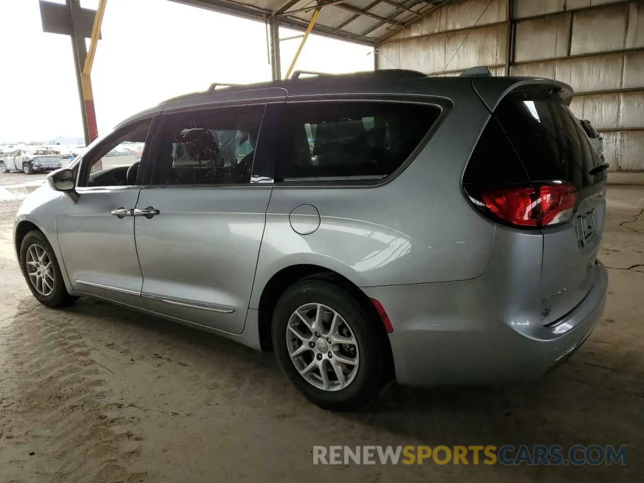 2 Photograph of a damaged car 2C4RC1BGXLR211182 CHRYSLER PACIFICA 2020