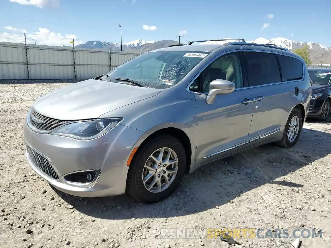 1 Photograph of a damaged car 2C4RC1BGXLR268658 CHRYSLER PACIFICA 2020