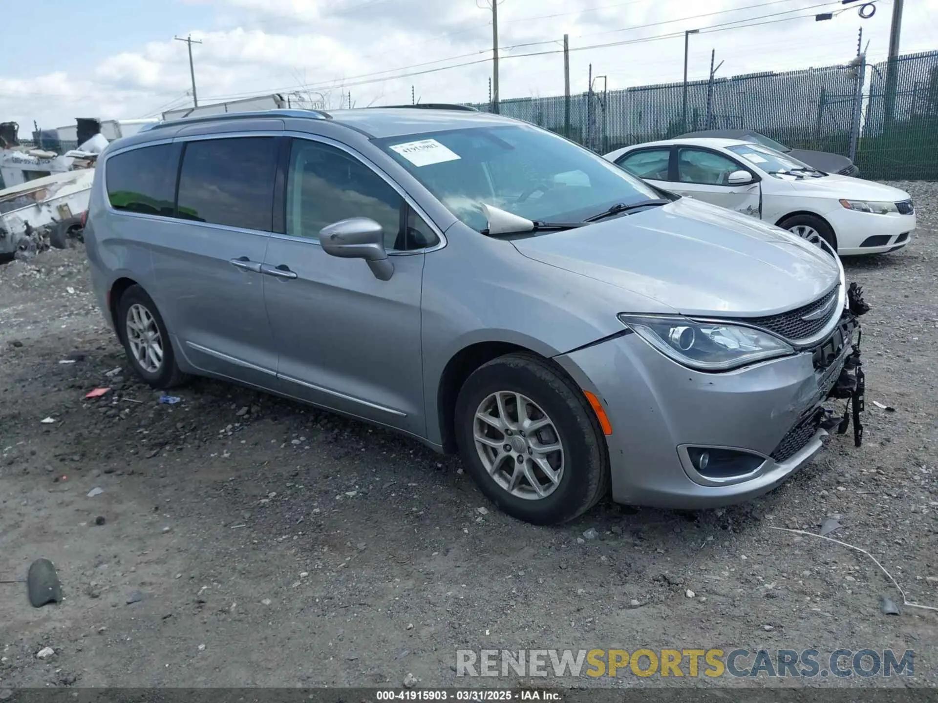 1 Photograph of a damaged car 2C4RC1BGXLR285072 CHRYSLER PACIFICA 2020