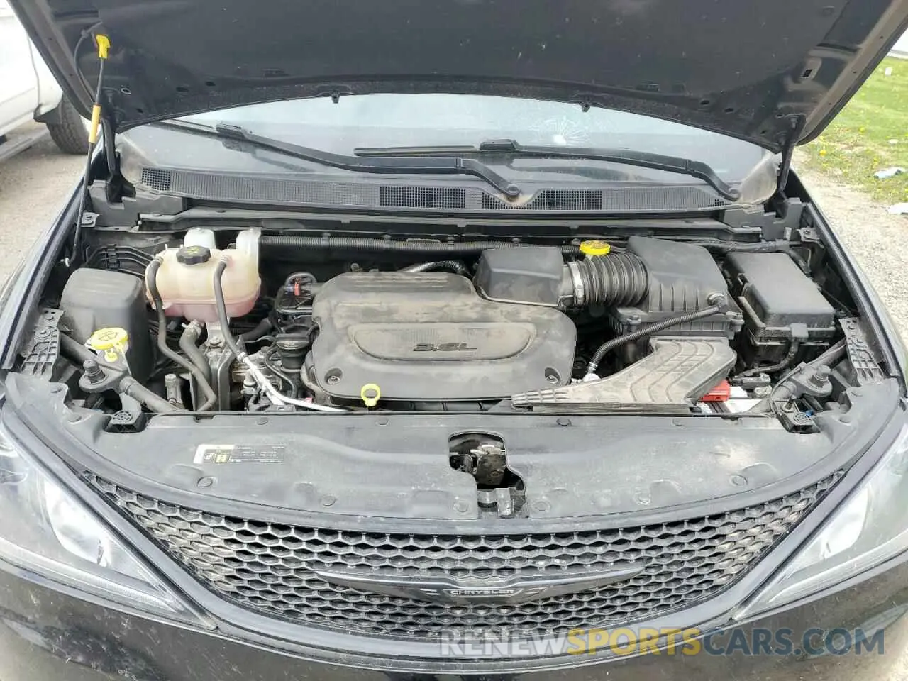 12 Photograph of a damaged car 2C4RC1EG0LR149108 CHRYSLER PACIFICA 2020