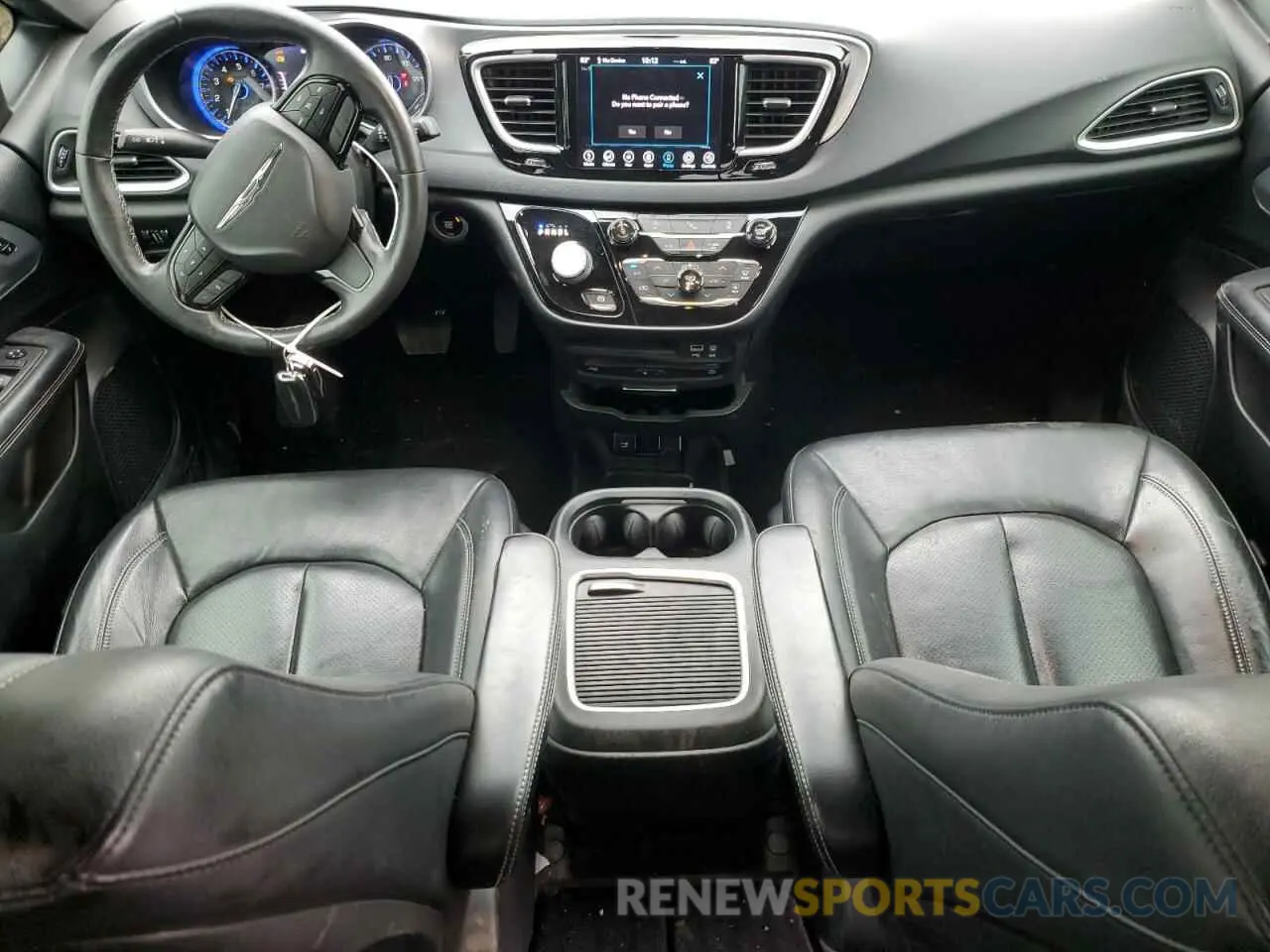 8 Photograph of a damaged car 2C4RC1EG0LR286825 CHRYSLER PACIFICA 2020