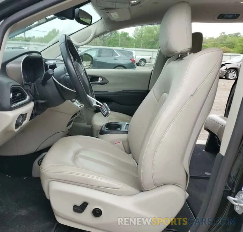 7 Photograph of a damaged car 2C4RC1EG3LR138460 CHRYSLER PACIFICA 2020