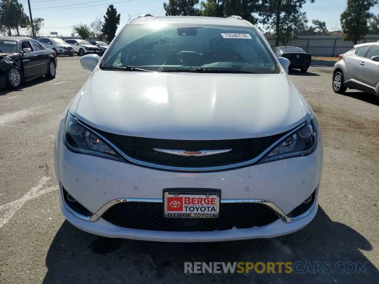 5 Photograph of a damaged car 2C4RC1EG7LR234320 CHRYSLER PACIFICA 2020